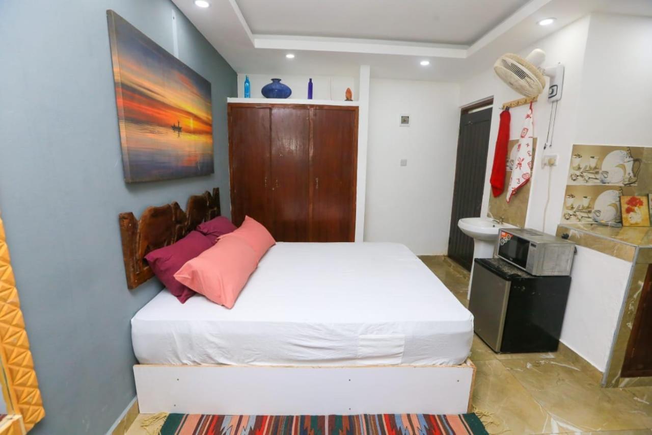 Vogue Nyali Designer Apartment Mombasa Bagian luar foto